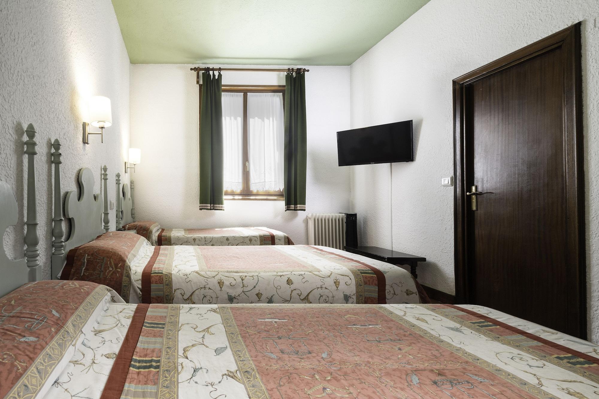 Conde Aznar Hotel Jaca Kültér fotó