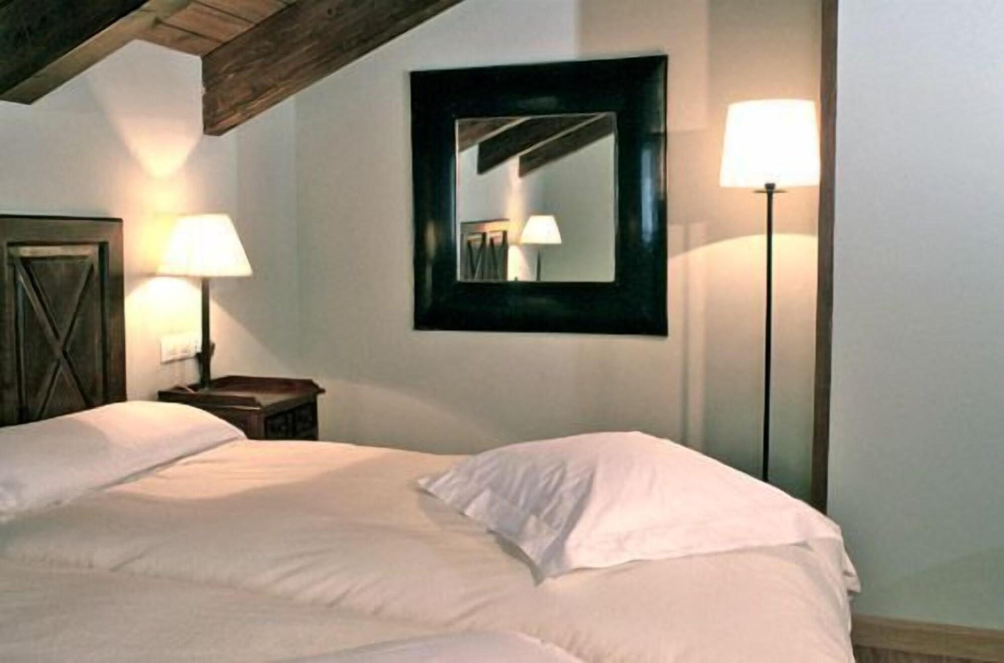 Conde Aznar Hotel Jaca Kültér fotó