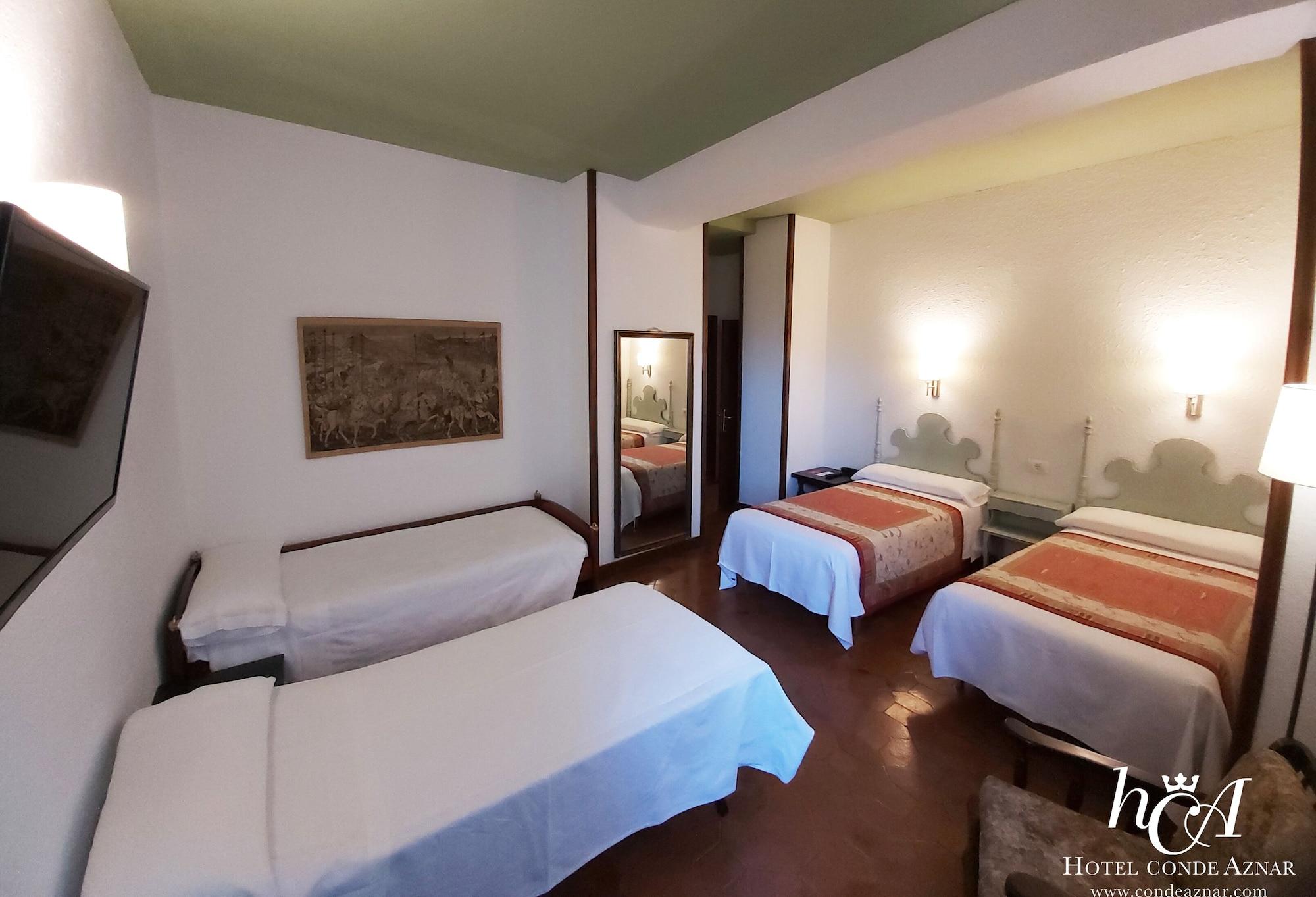 Conde Aznar Hotel Jaca Kültér fotó