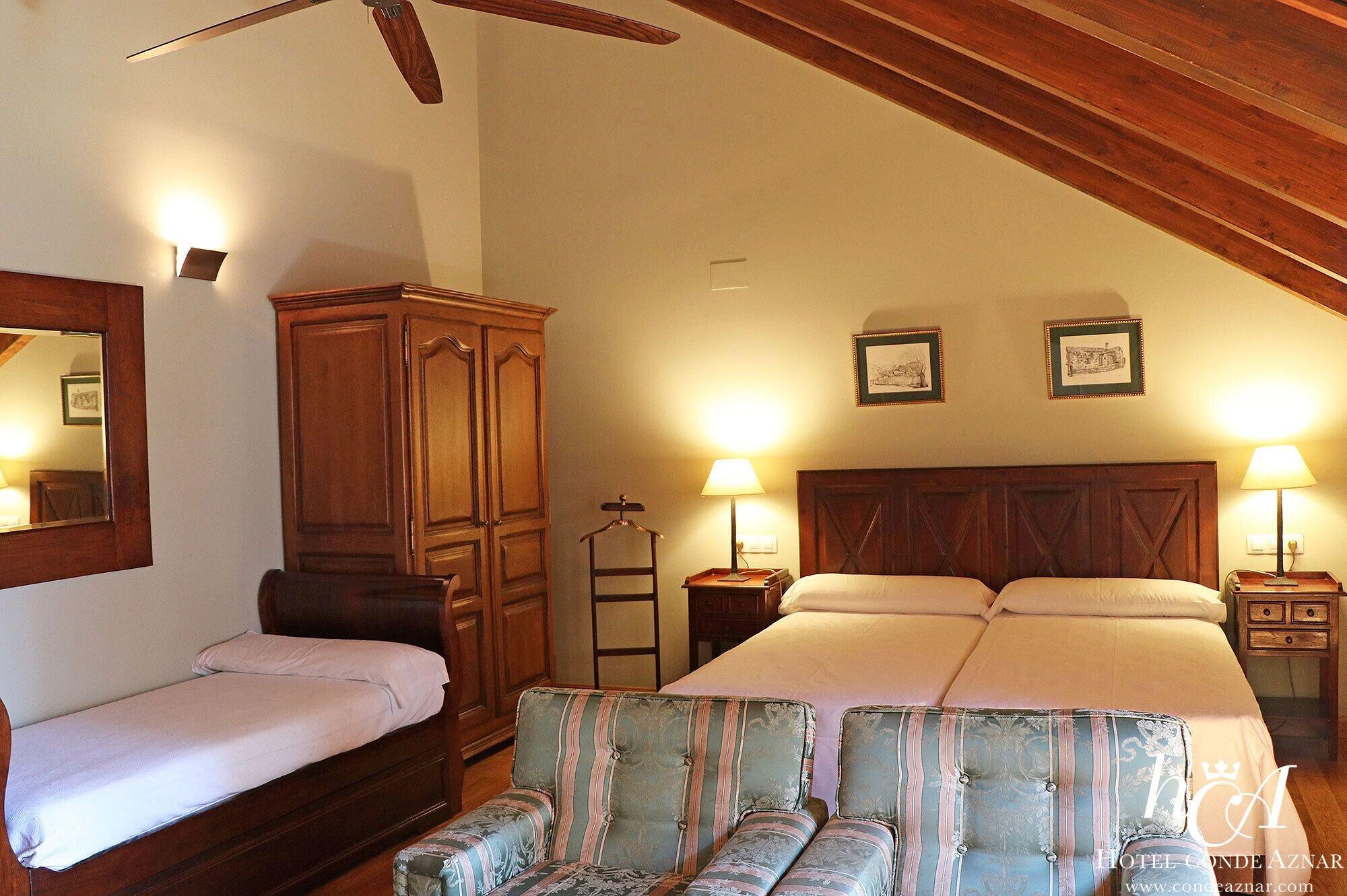 Conde Aznar Hotel Jaca Kültér fotó