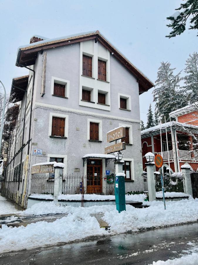 Conde Aznar Hotel Jaca Kültér fotó
