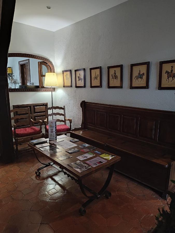 Conde Aznar Hotel Jaca Kültér fotó