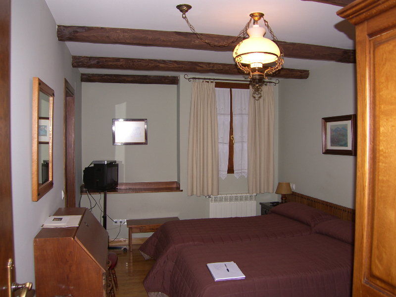 Conde Aznar Hotel Jaca Kültér fotó